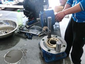 壓套機(jī)維修